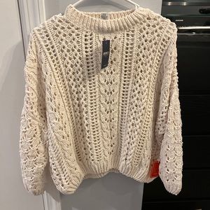 NWT Forever 21 small cream sweater